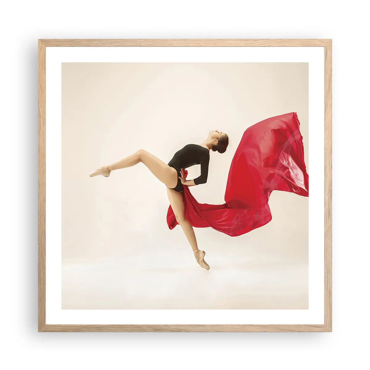 Een poster in een licht eiken lijst - rood en zwart - 60x60 cm