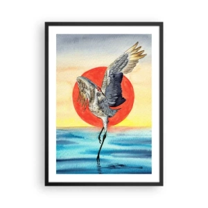 Poster in een zwarte lijst - Een kraan die boven het water zweeft tegen een rode zon - 50x70cm - Het is tijd om terug te gaan - Moderne wanddecoratie voor woonkamer en slaapkamer ARTTOR