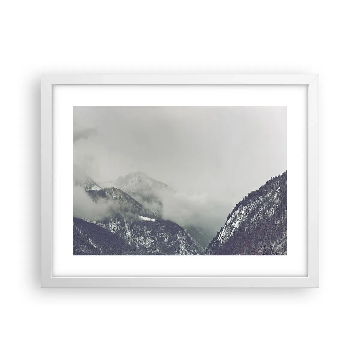 Poster in een witte lijst - Mistige vallei - 40x30 cm
