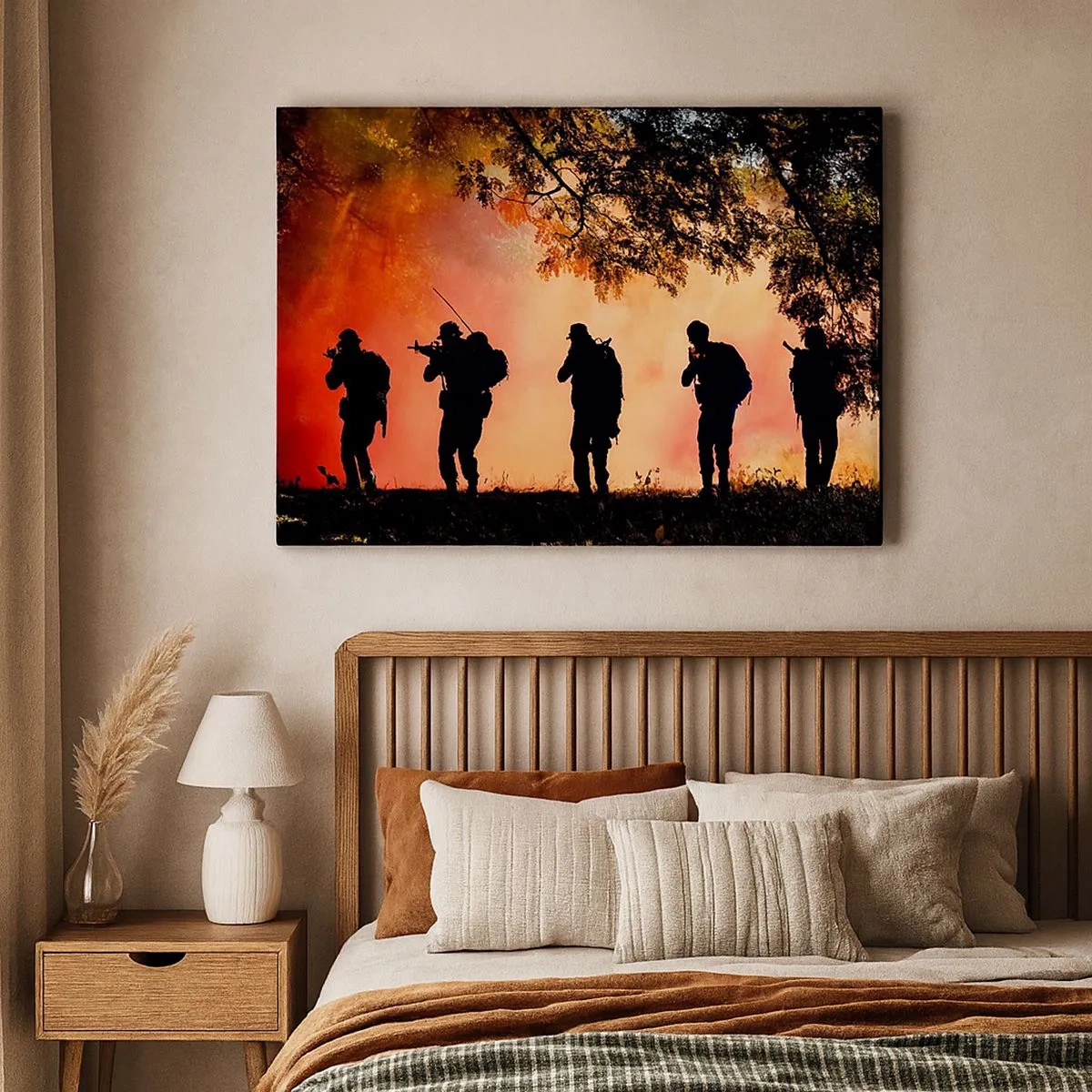 Schilderen op canvas - Silhouetten van soldaten in het bos tegen de oranje lucht - 70x50cm - … Allen voor een. - Moderne wanddecoratie voor woonkamer en slaapkamer ARTTOR