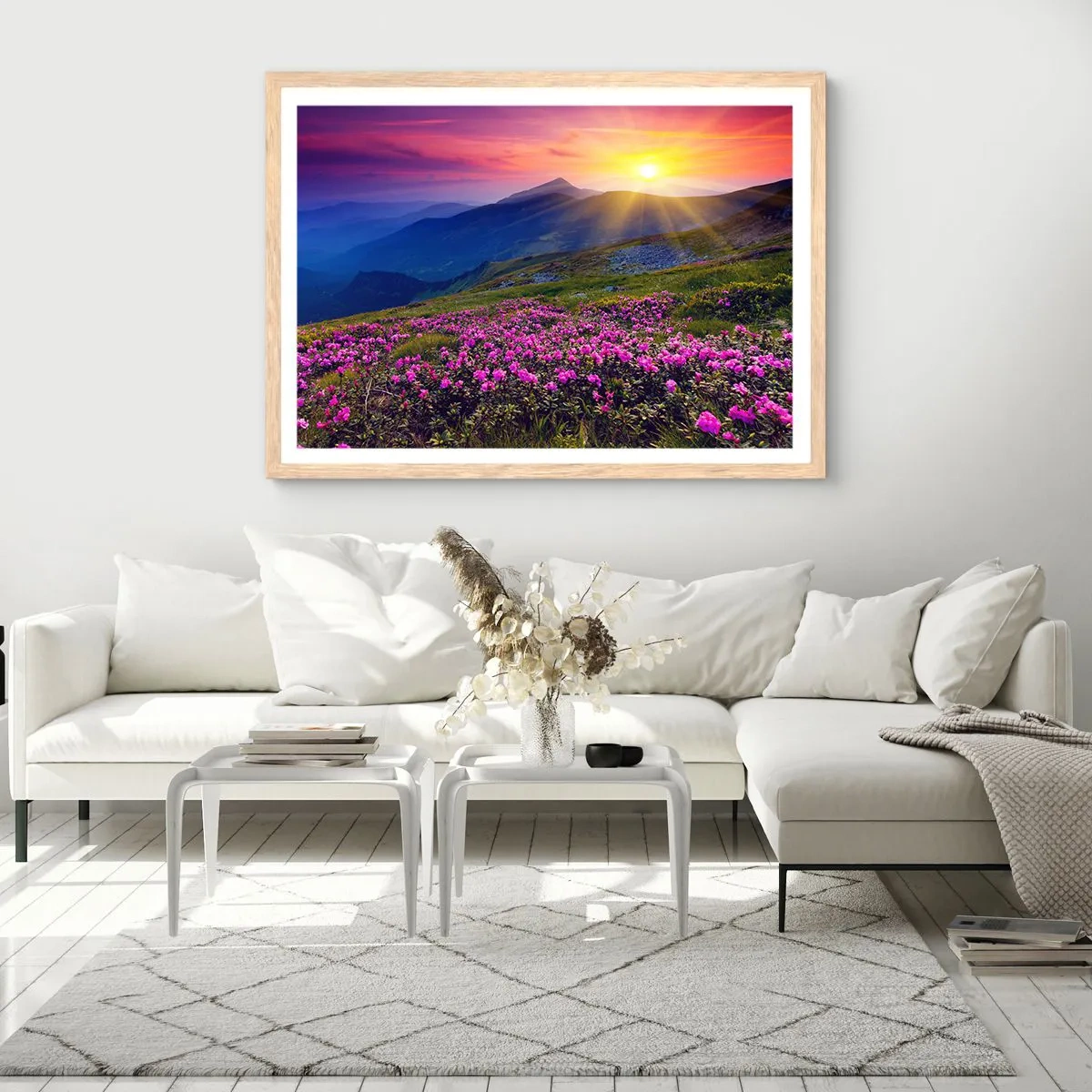 Een poster in een licht eiken lijst - … En eromheen ruikt het naar bergdennen en de geur van kruiden - 40x30 cm