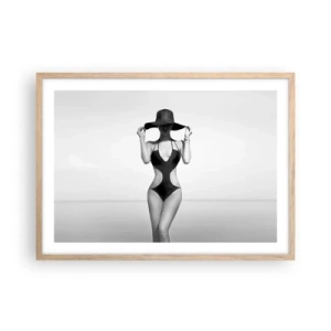 Een poster in een licht eiken lijst - Mijn naam is: Elegantie - 70x50 cm