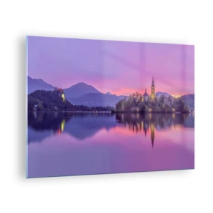 Schilderen op glas - Een kerk op een eiland met bergen en een zonsondergang op de achtergrond - 70x50cm - Een sprookjesachtig eiland in de schemering - Moderne wanddecoratie voor woonkamer en slaapkamer ARTTOR