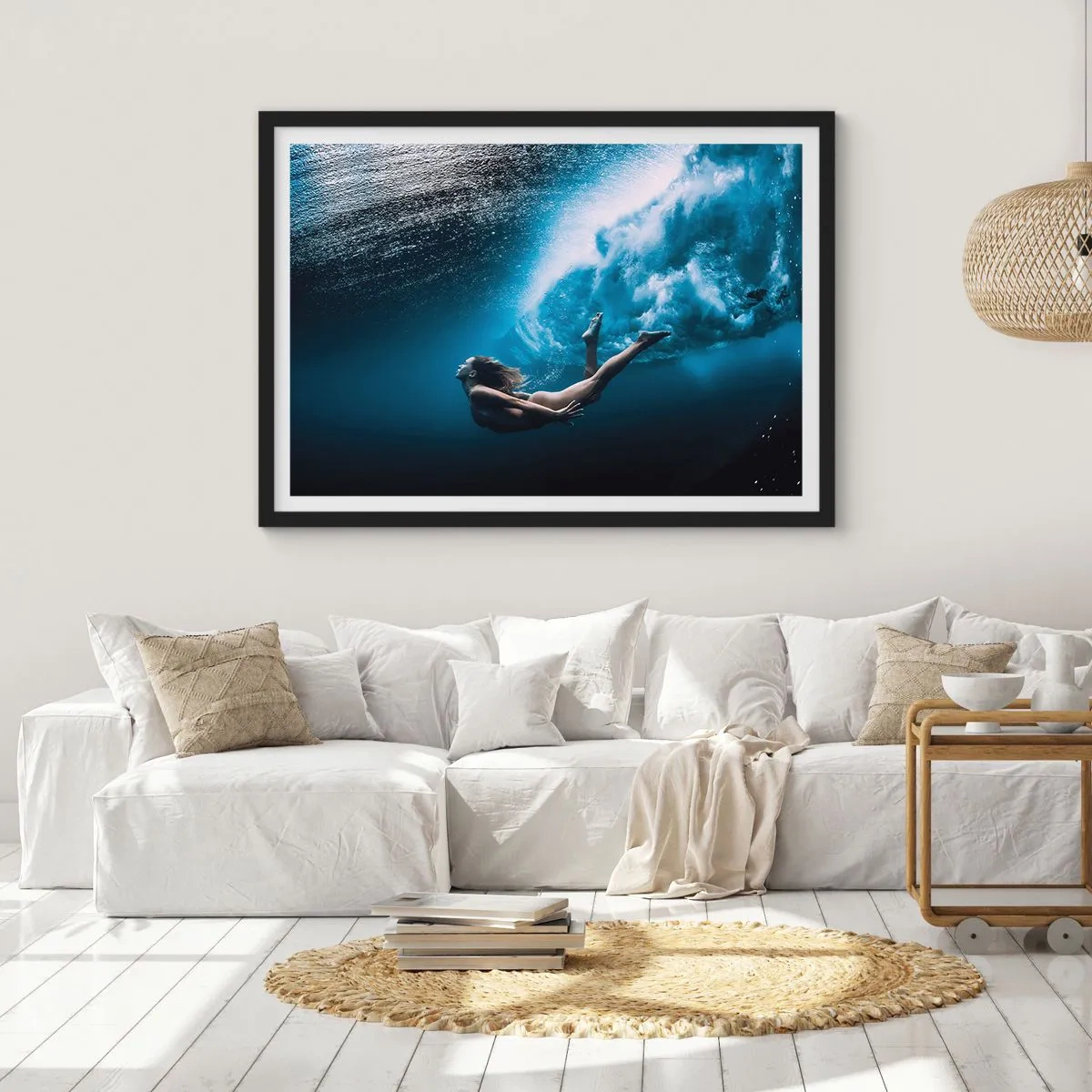 Poster in een zwarte lijst - Een moderne zeemeermin - 50x40 cm