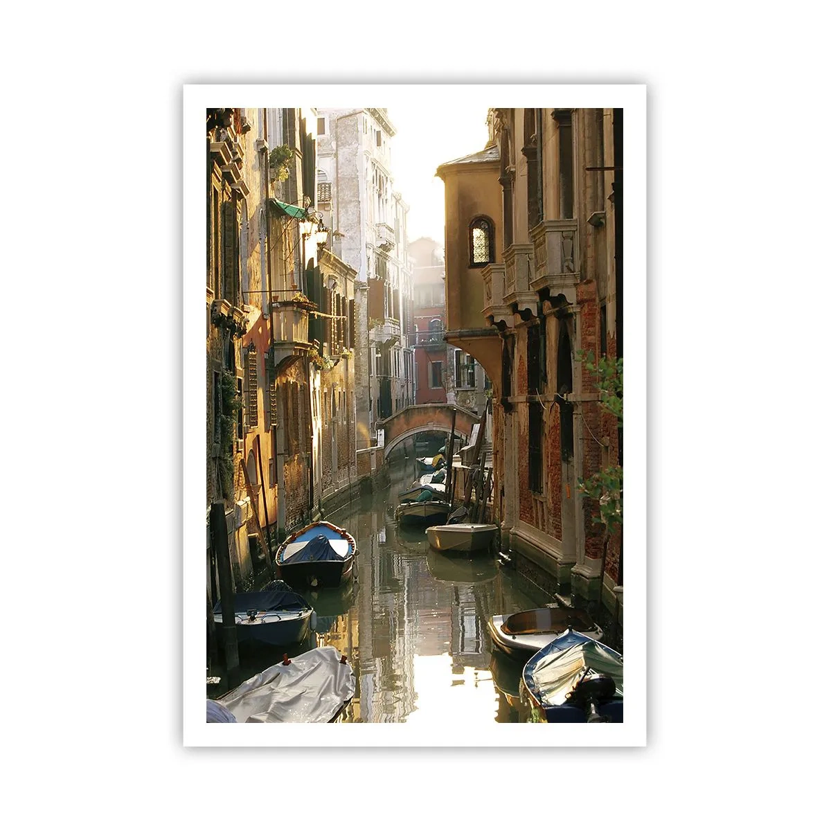 Poster - In een Venetiaans steegje - 70x100 cm