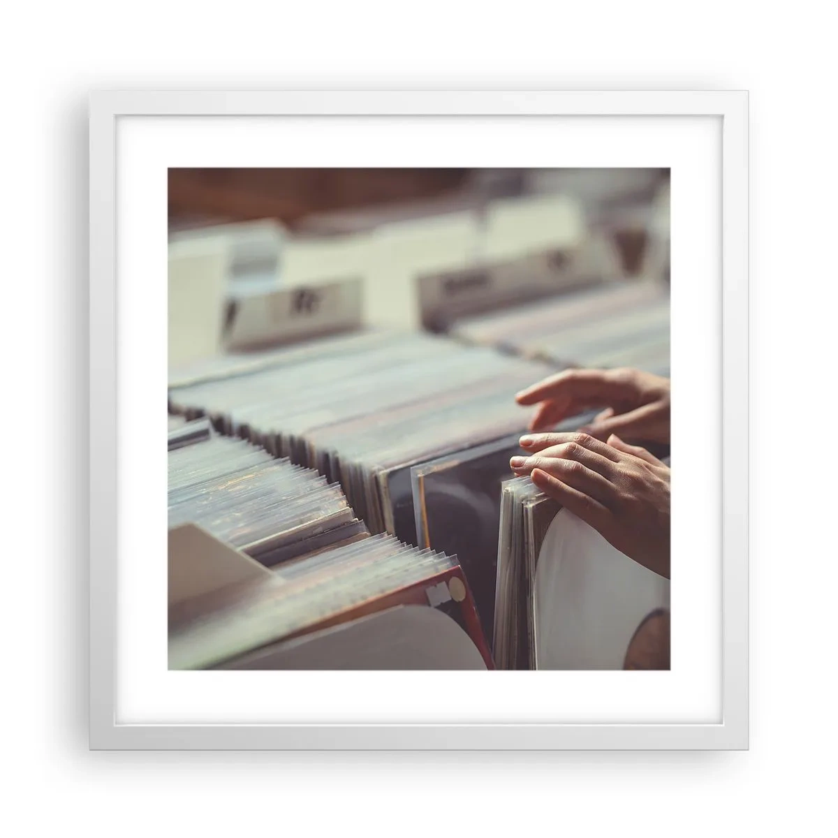 Poster in een witte lijst - Op zoek naar emoties - 40x40 cm