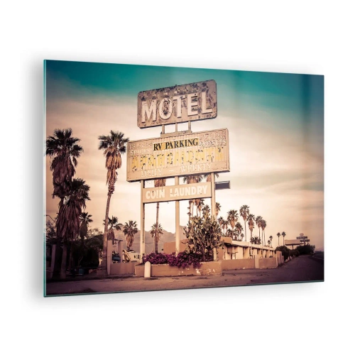 Schilderen op glas - Een oud motelbord omgeven door palmbomen creëert een retrosfeer - 70x50cm - Hier staat de tijd stil - Moderne wanddecoratie voor woonkamer en slaapkamer ARTTOR