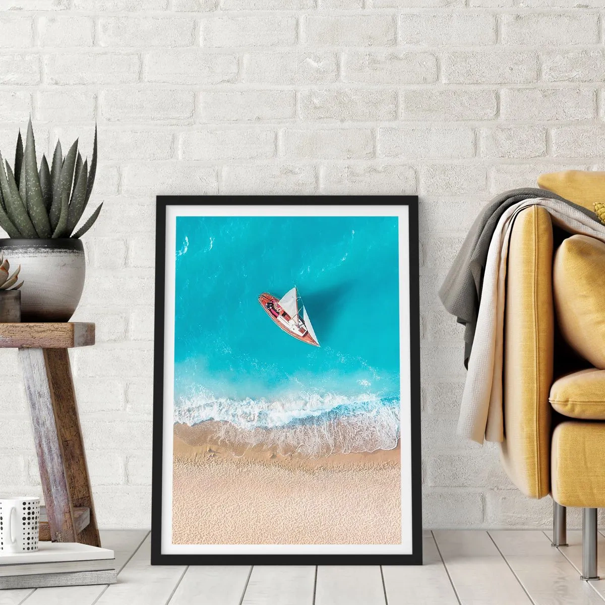 Poster in een zwarte lijst - Op de grens van blauw en goud - 70x100 cm