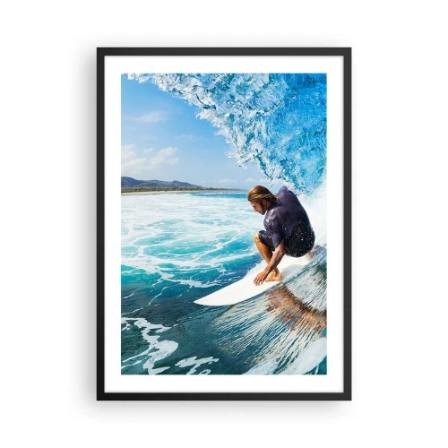 Poster in een zwarte lijst - Een surfer in een waterband tegen de achtergrond van een blauwe oceaan - 50x70cm - Dansend met de golven - Moderne wanddecoratie voor woonkamer en slaapkamer ARTTOR