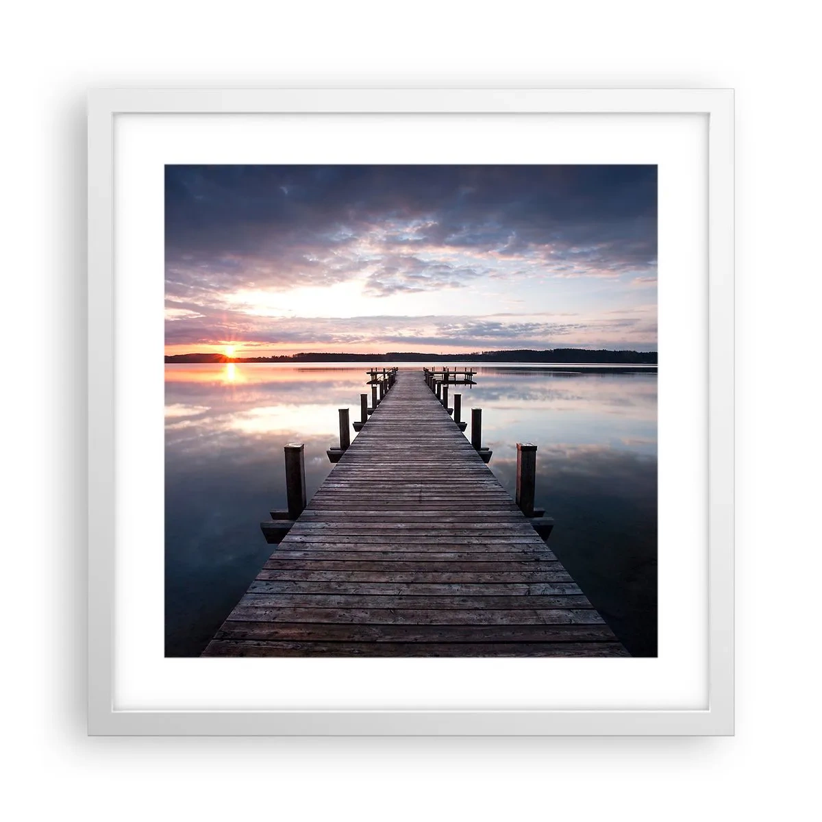 Poster in een witte lijst - Een rustige grens tussen dag en nacht - 40x40 cm