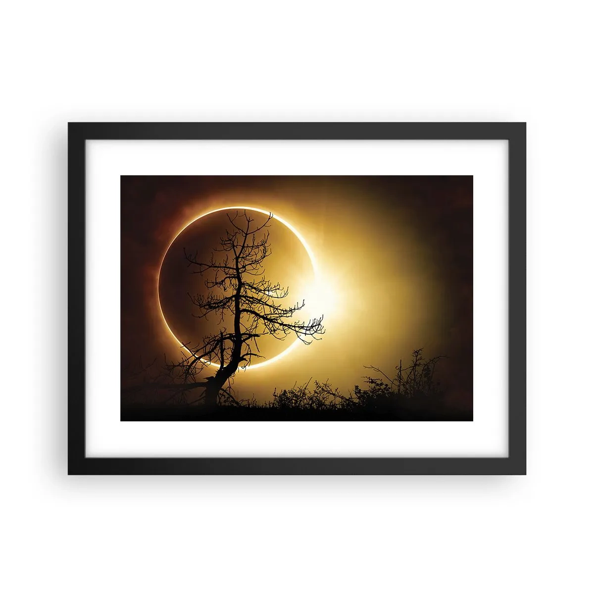 Poster in een zwarte lijst - Totale zonsverduistering - 40x30 cm