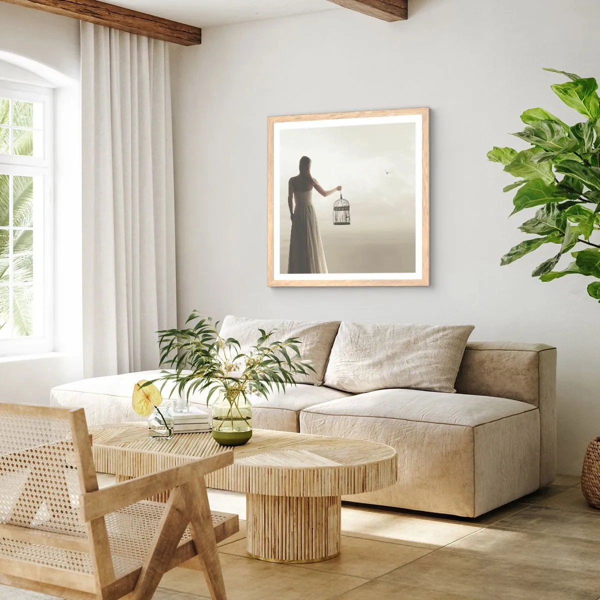 Een poster in een licht eiken lijst - Wees vrij - 60x60 cm