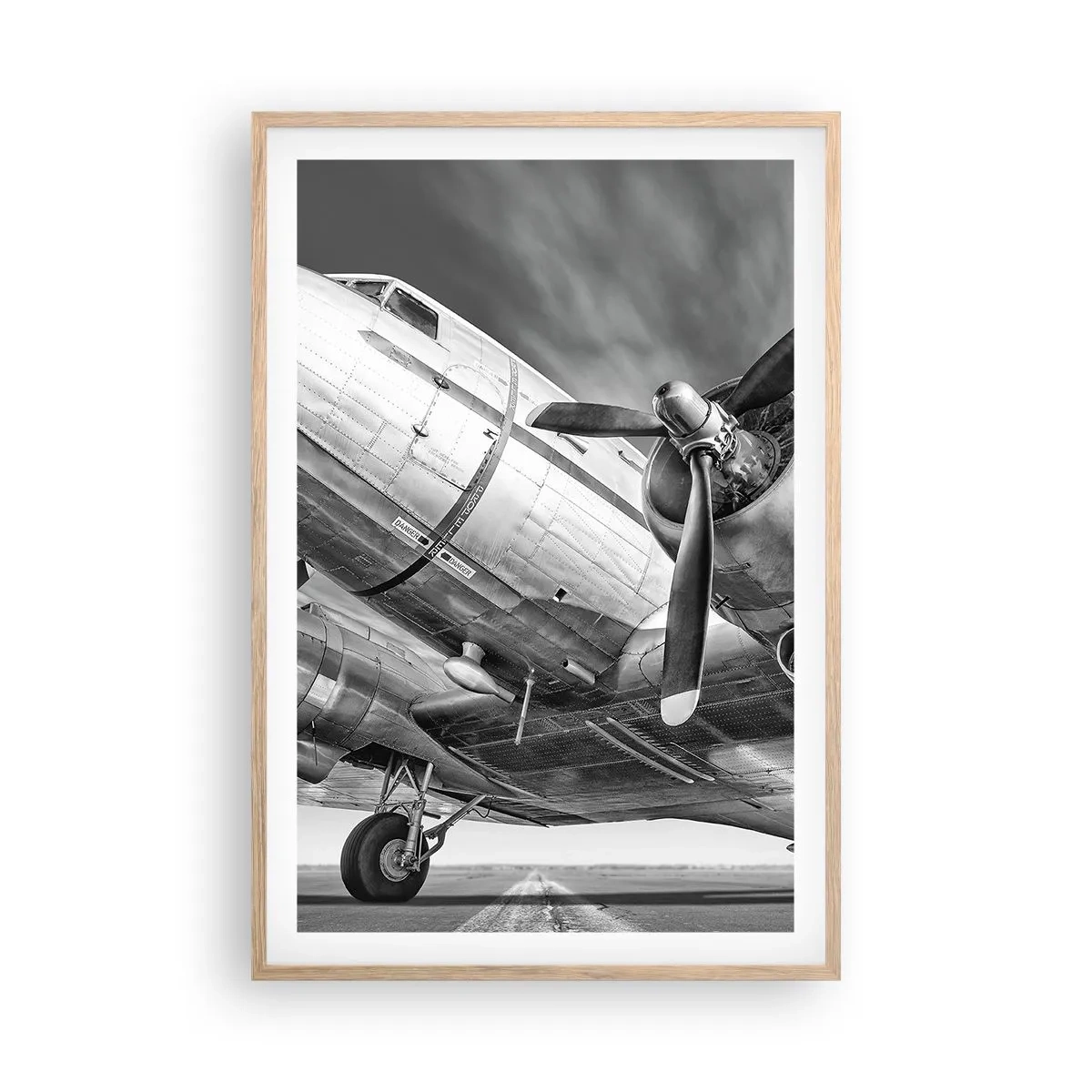Een poster in een licht eiken lijst - Altijd klaar om te vliegen - 61x91 cm