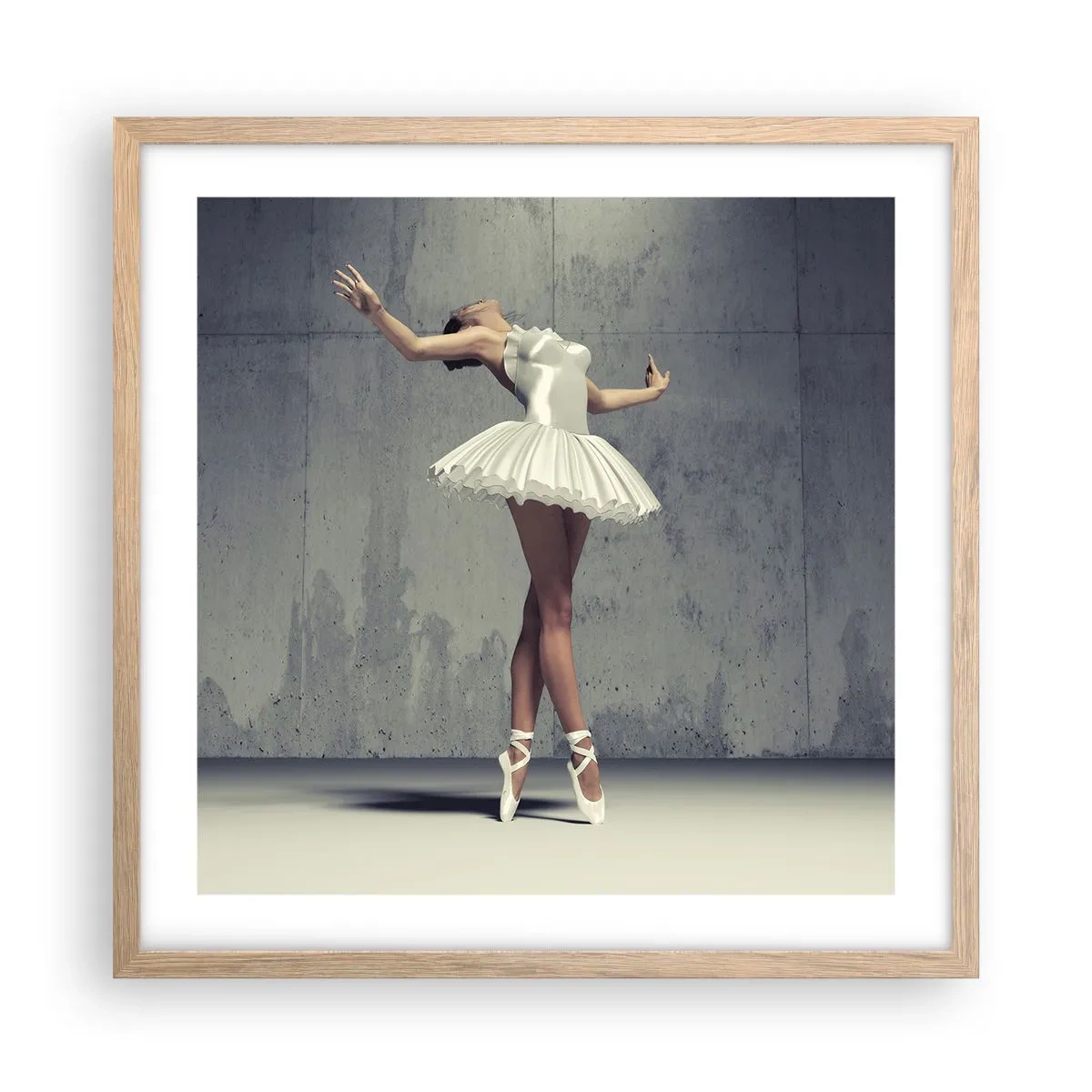 Een poster in een licht eiken lijst - Licht als een vogel - 50x50 cm