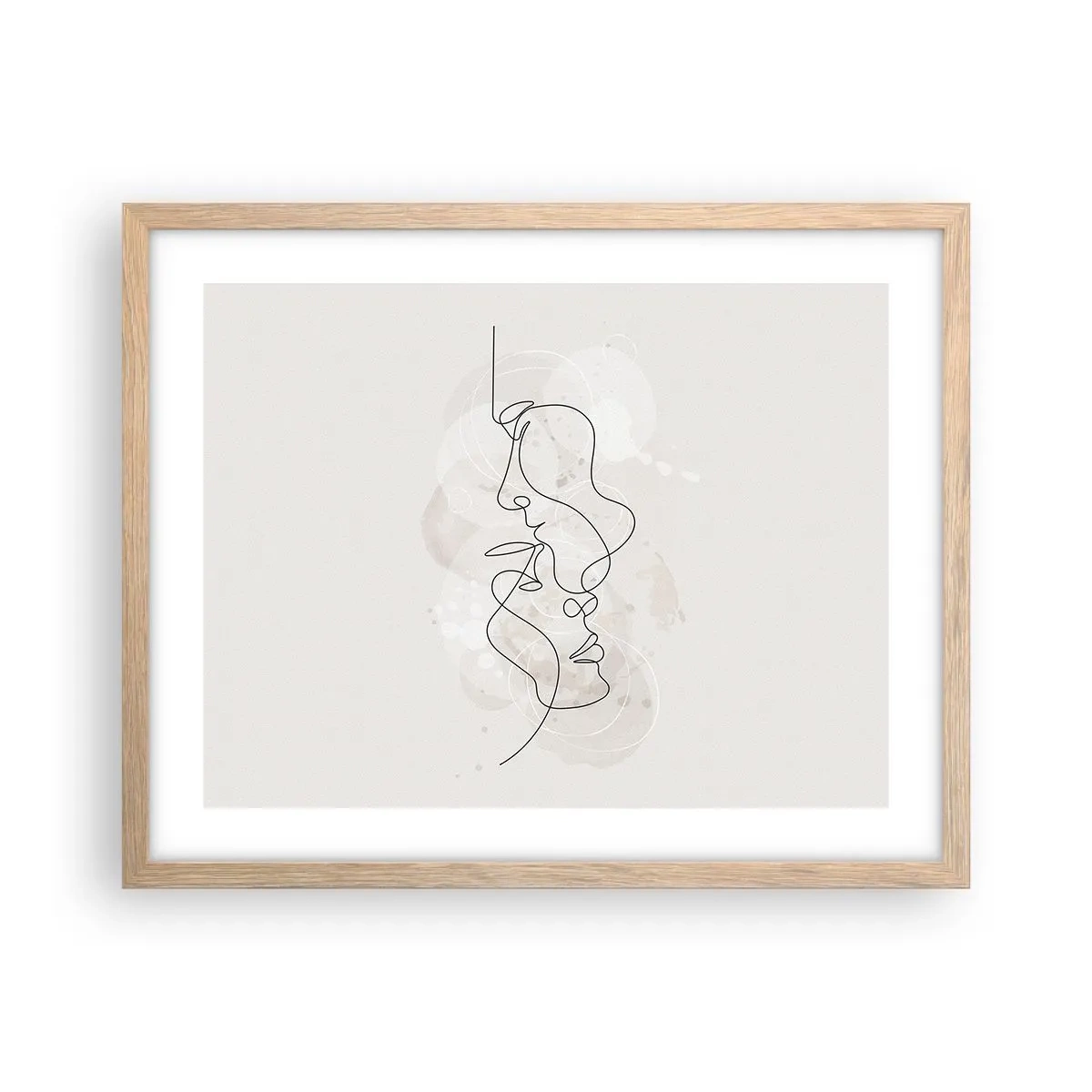 Een poster in een licht eiken lijst - Verstrikt in een omhelzing - 50x40 cm