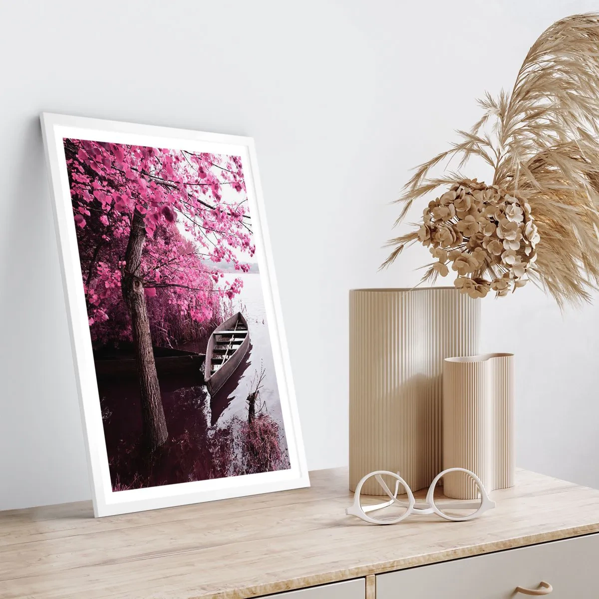 Poster in een witte lijst - In roze stilte - 70x100 cm