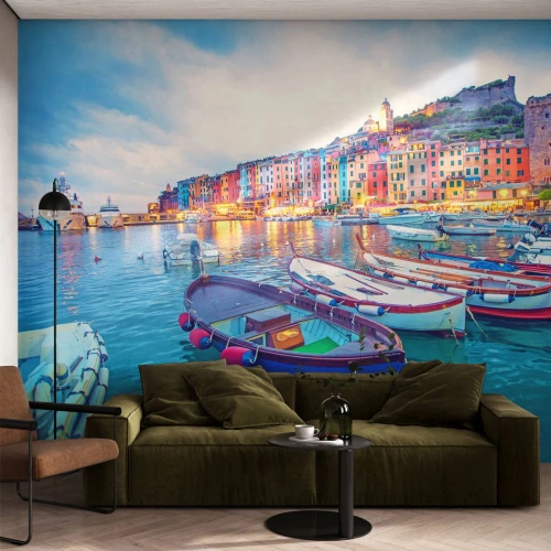 Fotobehang Premium Canvas - Kleurrijke avond in de haven - Havenstad, Architectuur, Landschap - 200x140 cm