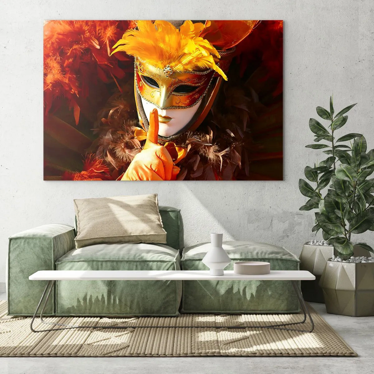 Schilderen op glas - Een figuur in een gouden masker met oranje veren - 70x50cm - Mysterie maakt deel uit van het spel - Moderne wanddecoratie voor woonkamer en slaapkamer ARTTOR