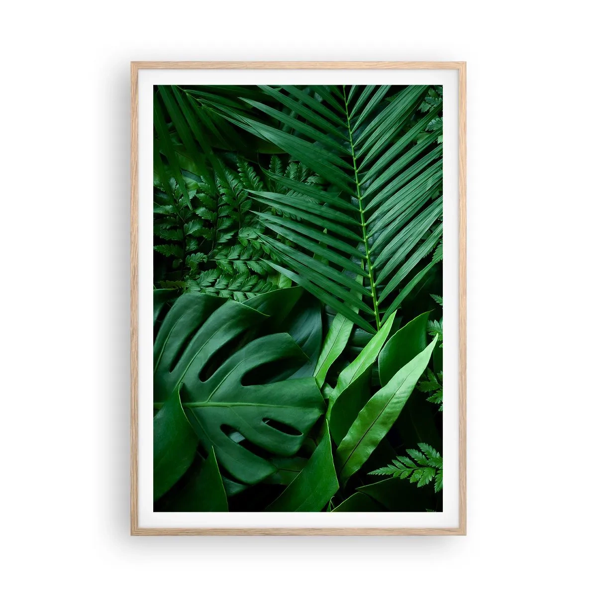 Een poster in een licht eiken lijst - Ineengedoken in het groen - 70x100 cm