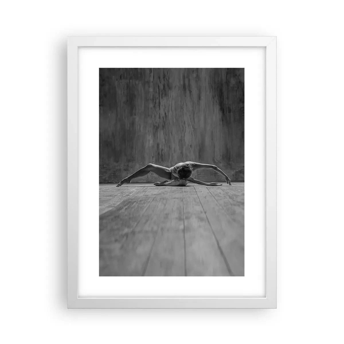 Poster in een witte lijst - Symmetrie gevonden - 30x40 cm