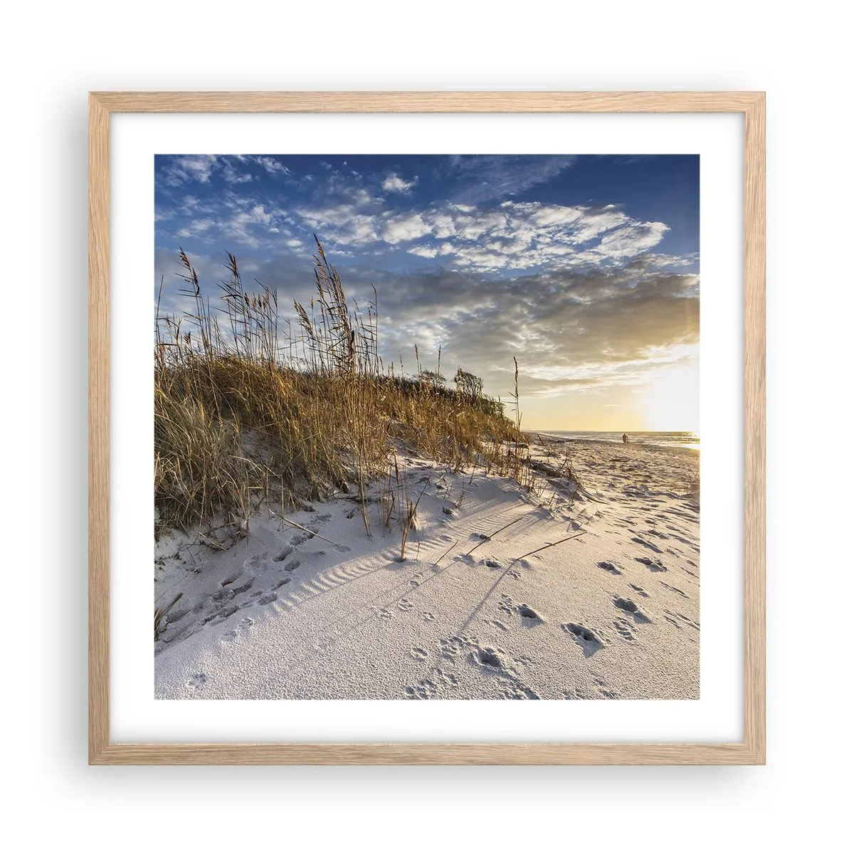 Een poster in een licht eiken lijst - Een uitnodiging voor een wandeling - 50x50 cm