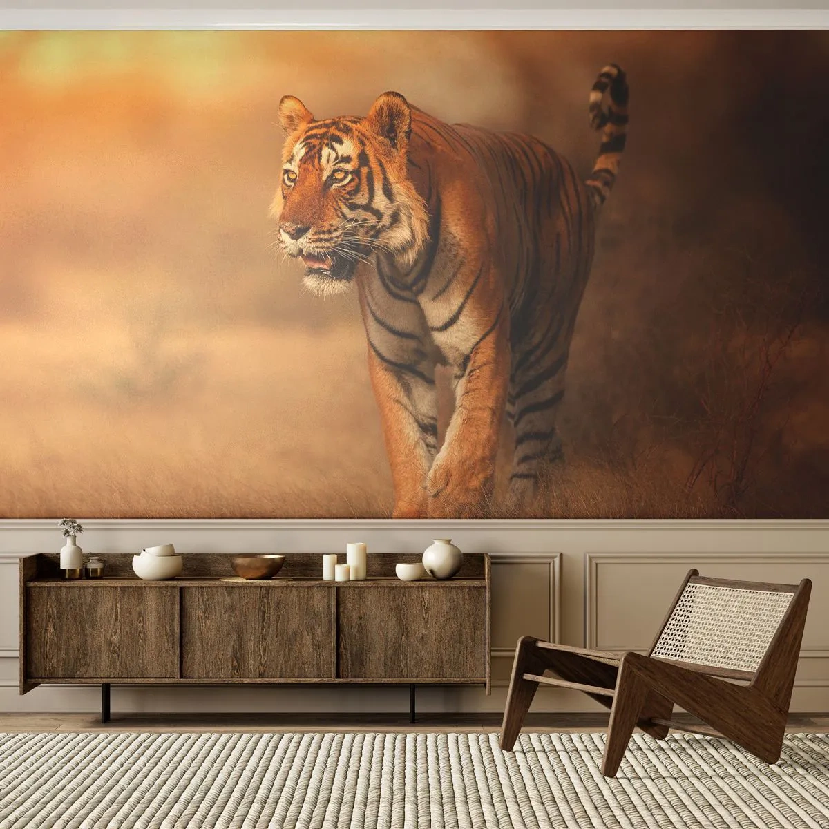Fotobehang Premium Sand - Voor de aanval - Dieren, Tijger, Afrika - 450x315 cm