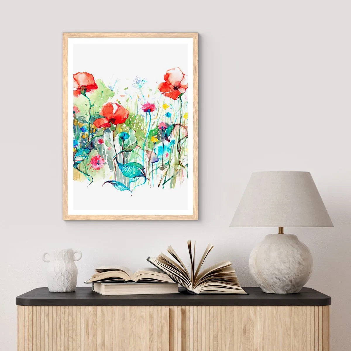 Een poster in een licht eiken lijst - Bloeiende meiweide - 70x100 cm
