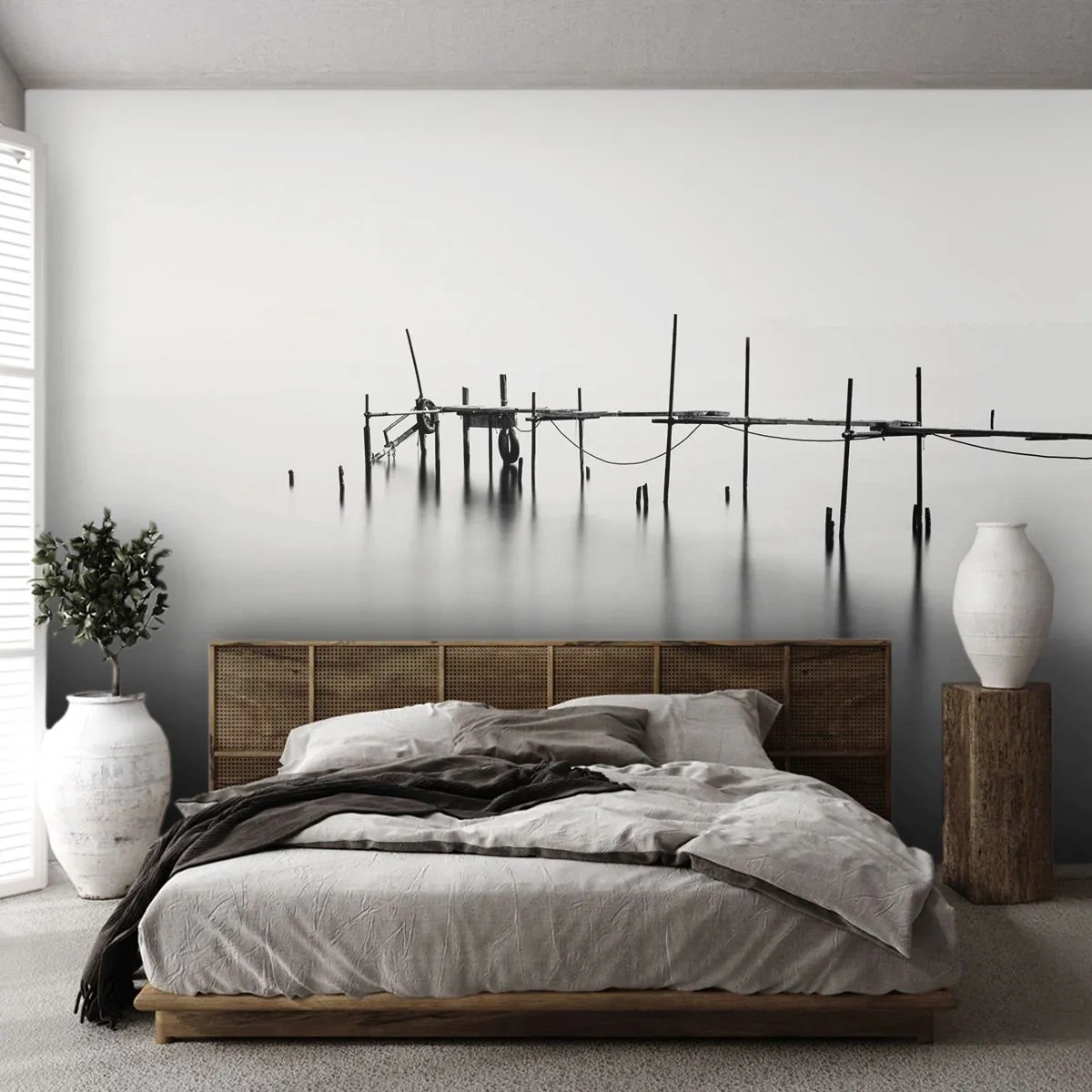 Fotobehang Standard Eco - Wat als er geen wereld is? - Landschap, Houten brug, Zwart en wit - 250x175 cm