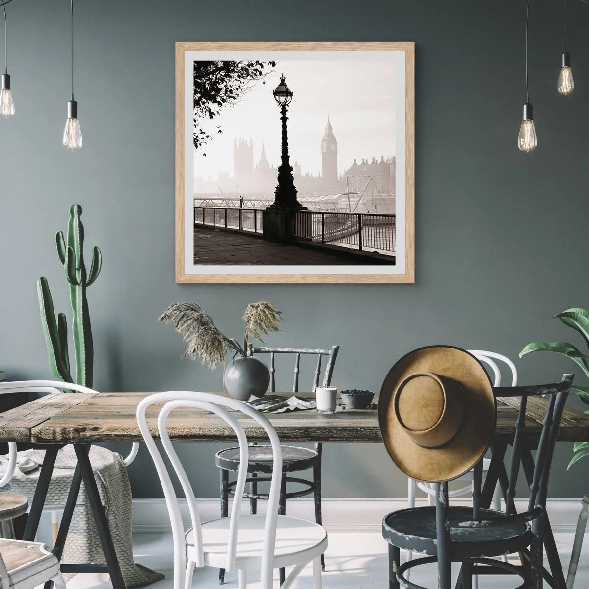 Een poster in een licht eiken lijst - Ochtend in Londen - 60x60 cm