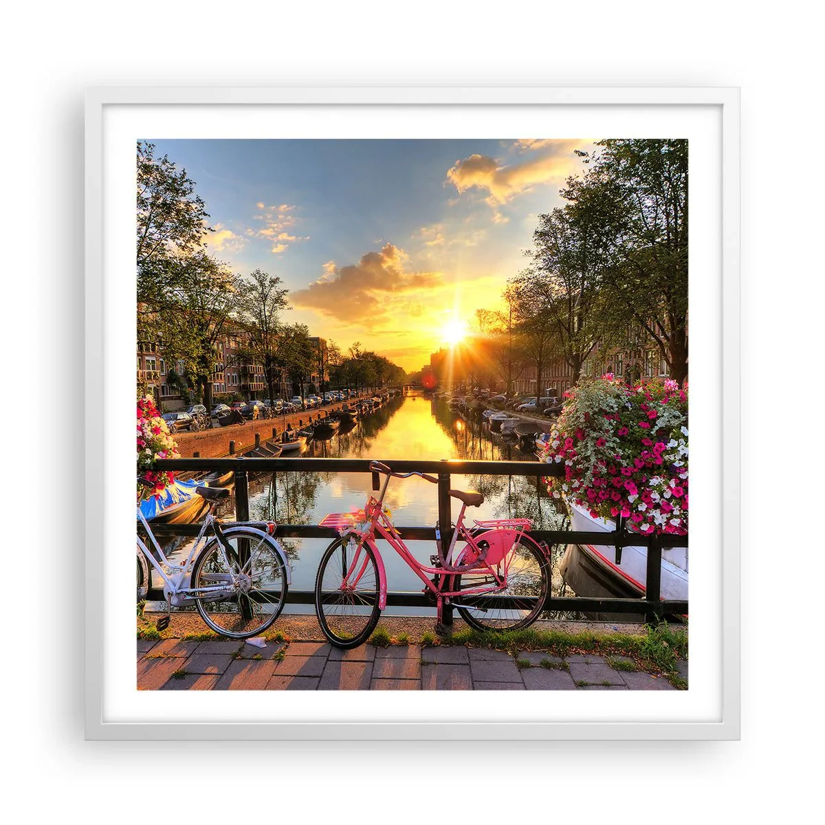 Poster in een witte lijst - Lenteochtend in Amsterdam - 60x60 cm