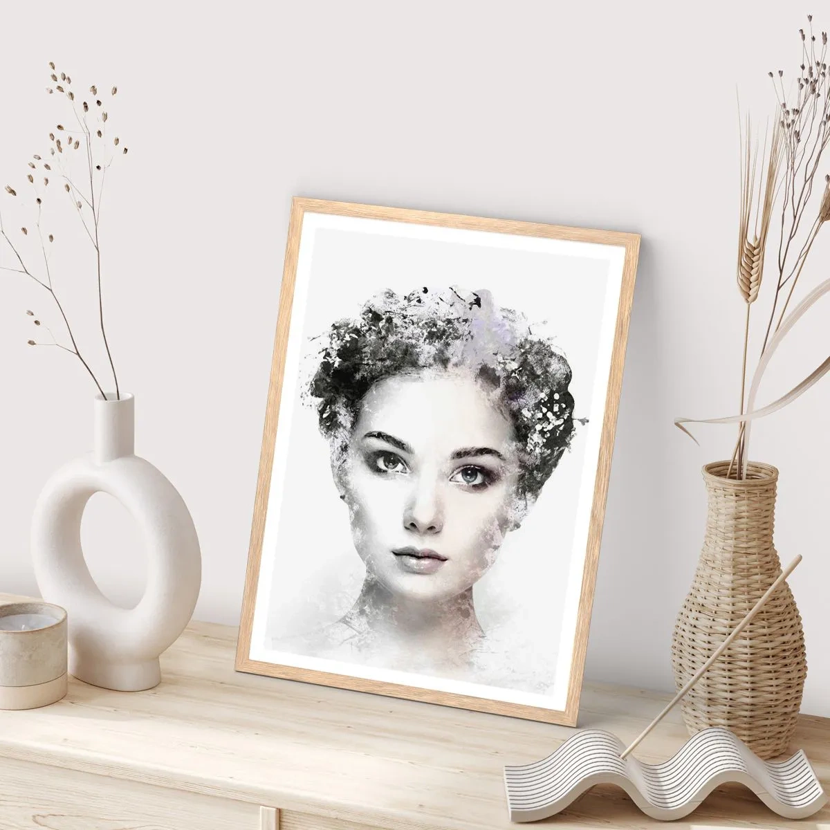 Een poster in een licht eiken lijst - Een uiterst stijlvol portret - 40x50 cm