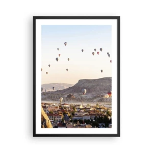 Poster in een zwarte lijst - Ballonnen zweven boven Cappadocië bij zonsopgang - 50x70cm - Als schepen in de lucht - Moderne wanddecoratie voor woonkamer en slaapkamer ARTTOR