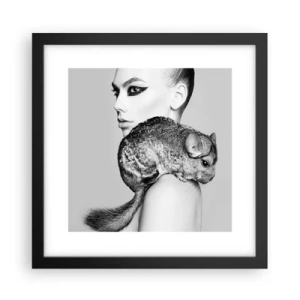 Poster in een zwarte lijst - Dame met een chinchilla - 30x30 cm