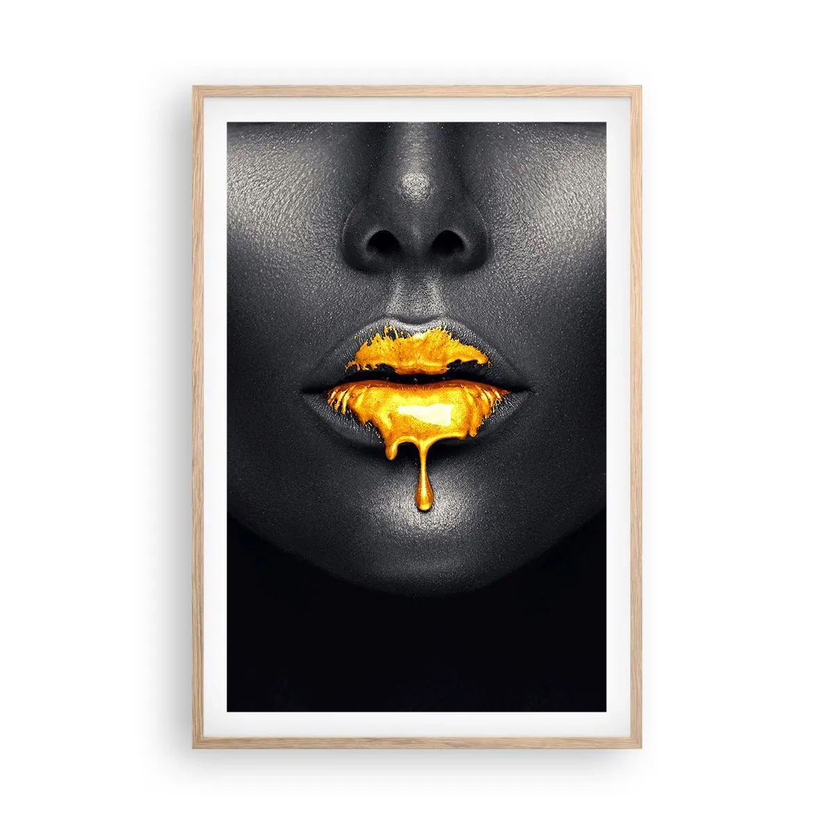 Een poster in een licht eiken lijst - Goldmouth - 61x91 cm