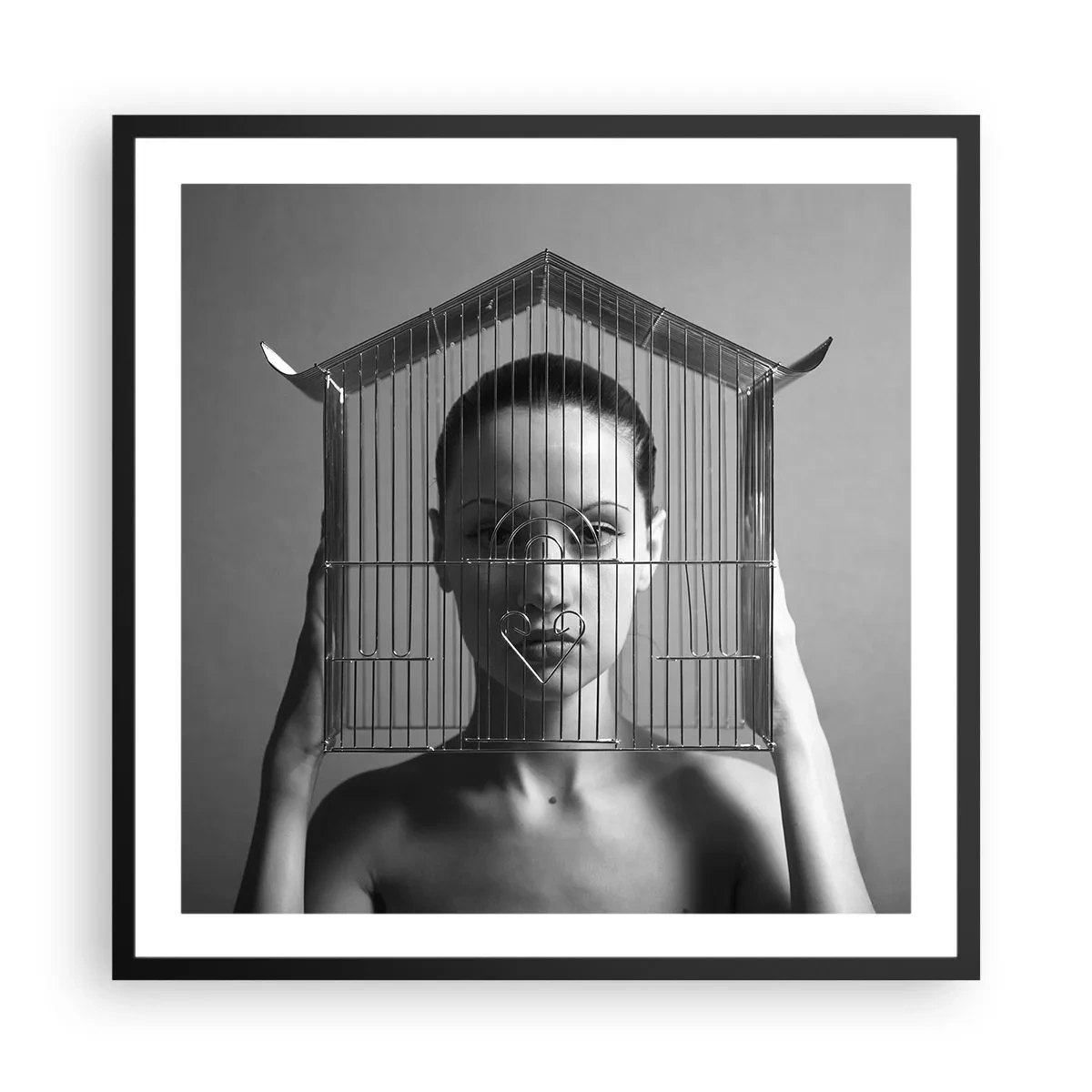 Poster in een zwarte lijst - Een ietwat surrealistisch portret - 60x60 cm