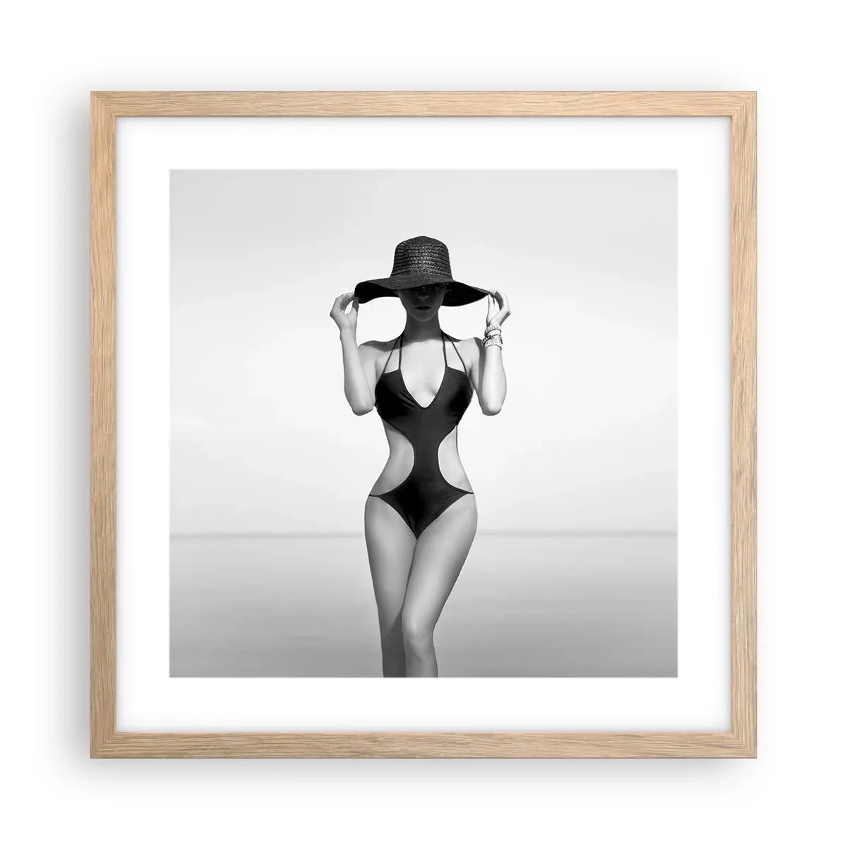 Een poster in een licht eiken lijst - Mijn naam is: Elegantie - 40x40 cm