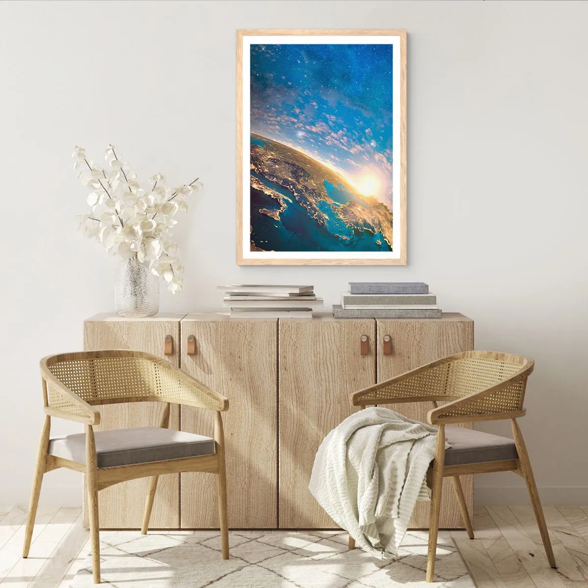 Een poster in een licht eiken lijst - Laten we eens van een afstand naar onszelf kijken - 70x100 cm