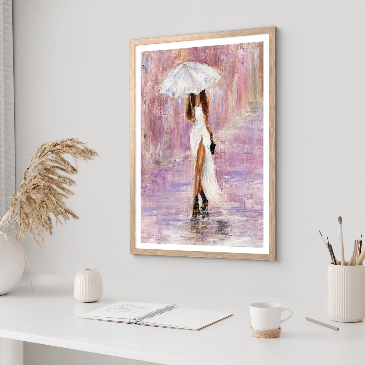 Een poster in een licht eiken lijst - In de lila regen - 40x50 cm