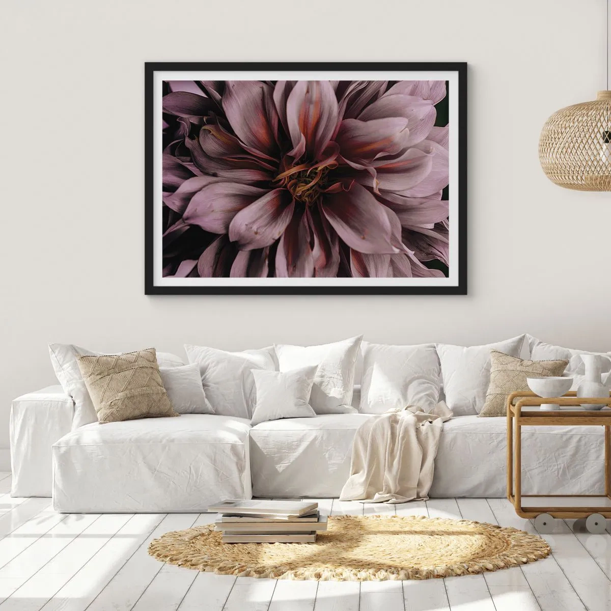 Poster in een zwarte lijst - Een bloemenhart - 70x50 cm