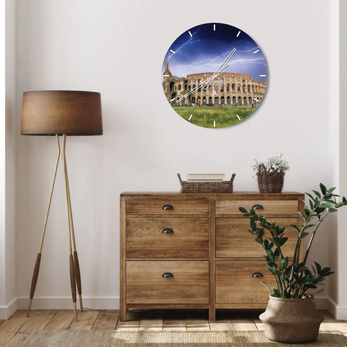 Wandklok - Klok - Het Colosseum verlicht door bliksem tegen een donkere hemel - 30x30cm - Strijd Arena - Moderne wanddecoratie voor woonkamer, keuken en slaapkamer ARTTOR