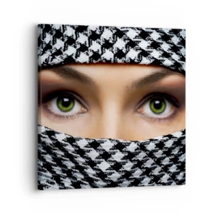 Schilderen op canvas - Portret van een gesluierde schoonheid met groene ogen - 30x30 cm