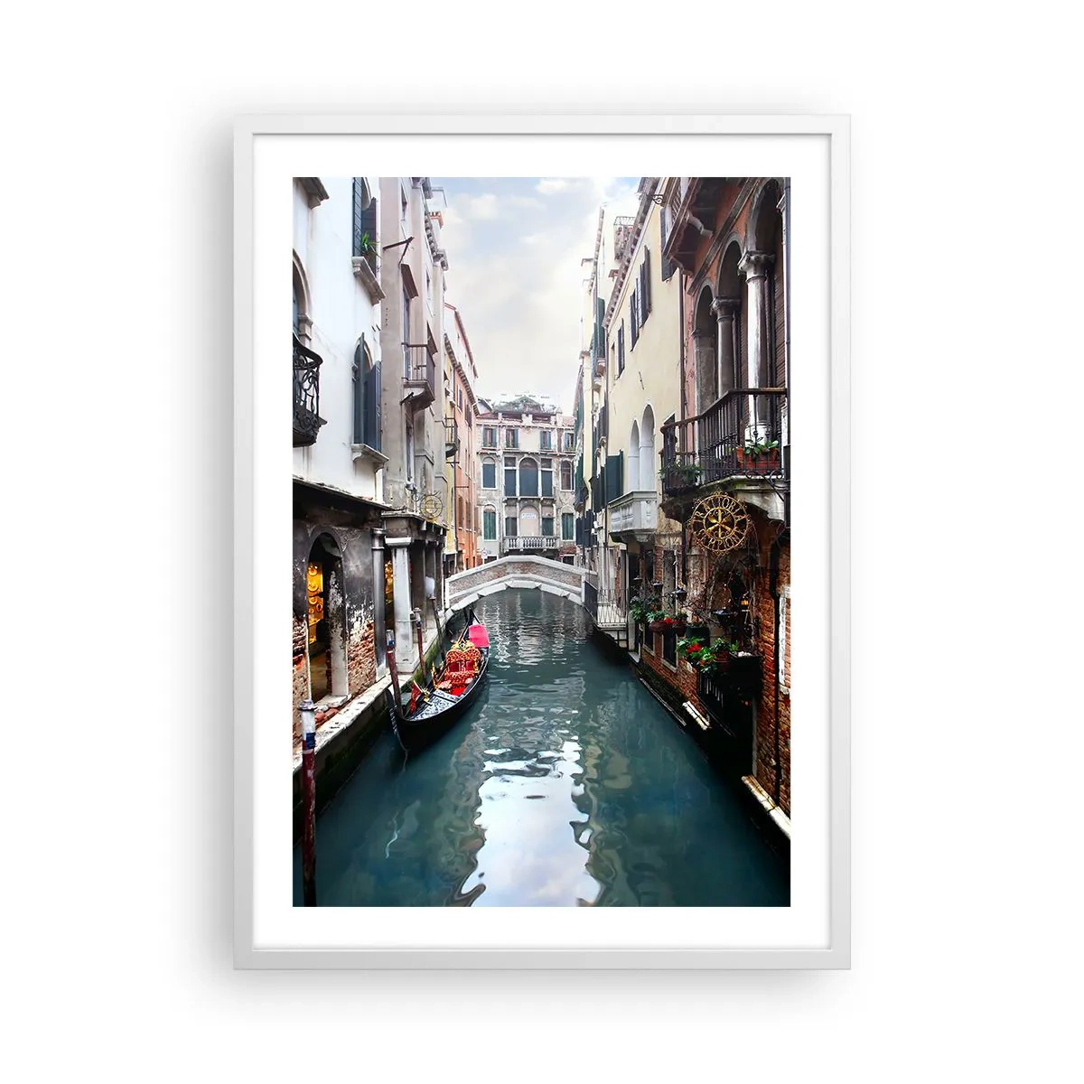 Poster in een witte lijst - Venetiaans landschap met een gondel en een brug - 50x70 cm