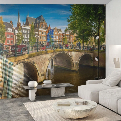 Zelfklevend Fotobehang Deluxe Sticker - Lente aan de gracht - Stad, Amsterdam, Architectuur - 400x280 cm
