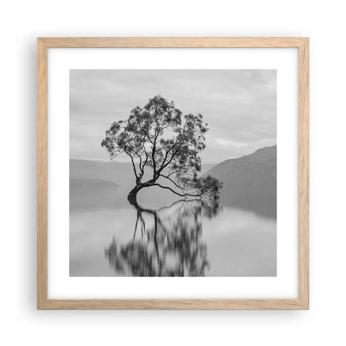 Een poster in een licht eiken lijst - Er is zo'n land - 40x40 cm