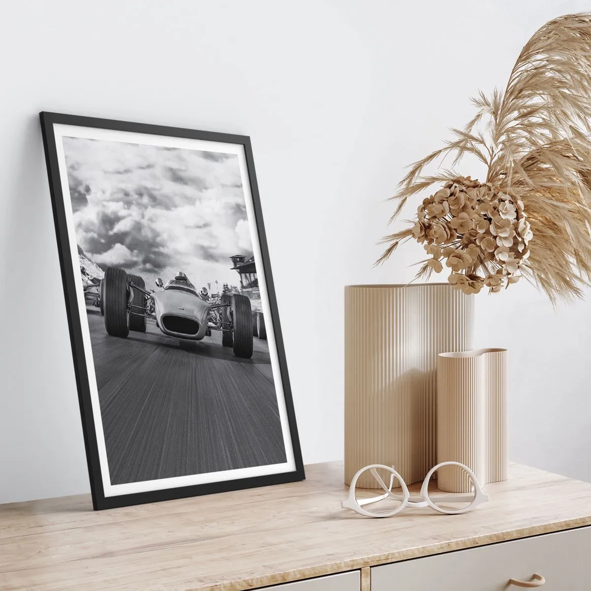 Poster in een zwarte lijst - Er is kracht! - 30x40 cm