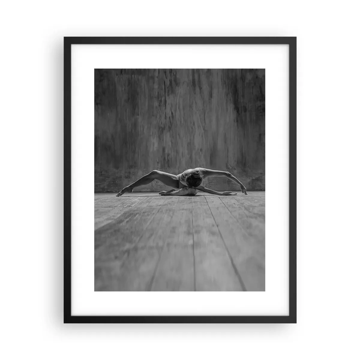 Poster in een zwarte lijst - Symmetrie gevonden - 40x50 cm