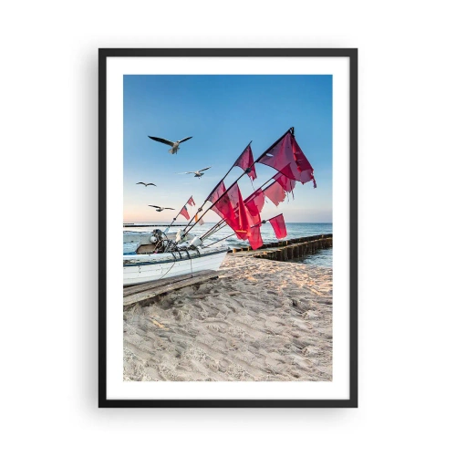 Poster in een zwarte lijst - Vissersboot met rode vlaggen op het strand - 50x70cm - Een welverdiende rust - Moderne wanddecoratie voor woonkamer en slaapkamer ARTTOR