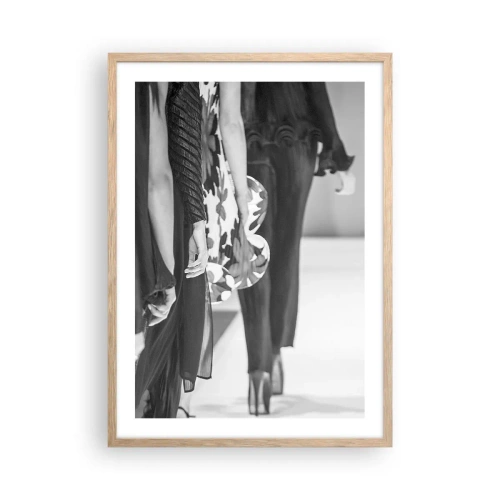 Een poster in een licht eiken lijst - Een stijlvolle optocht - 50x70 cm
