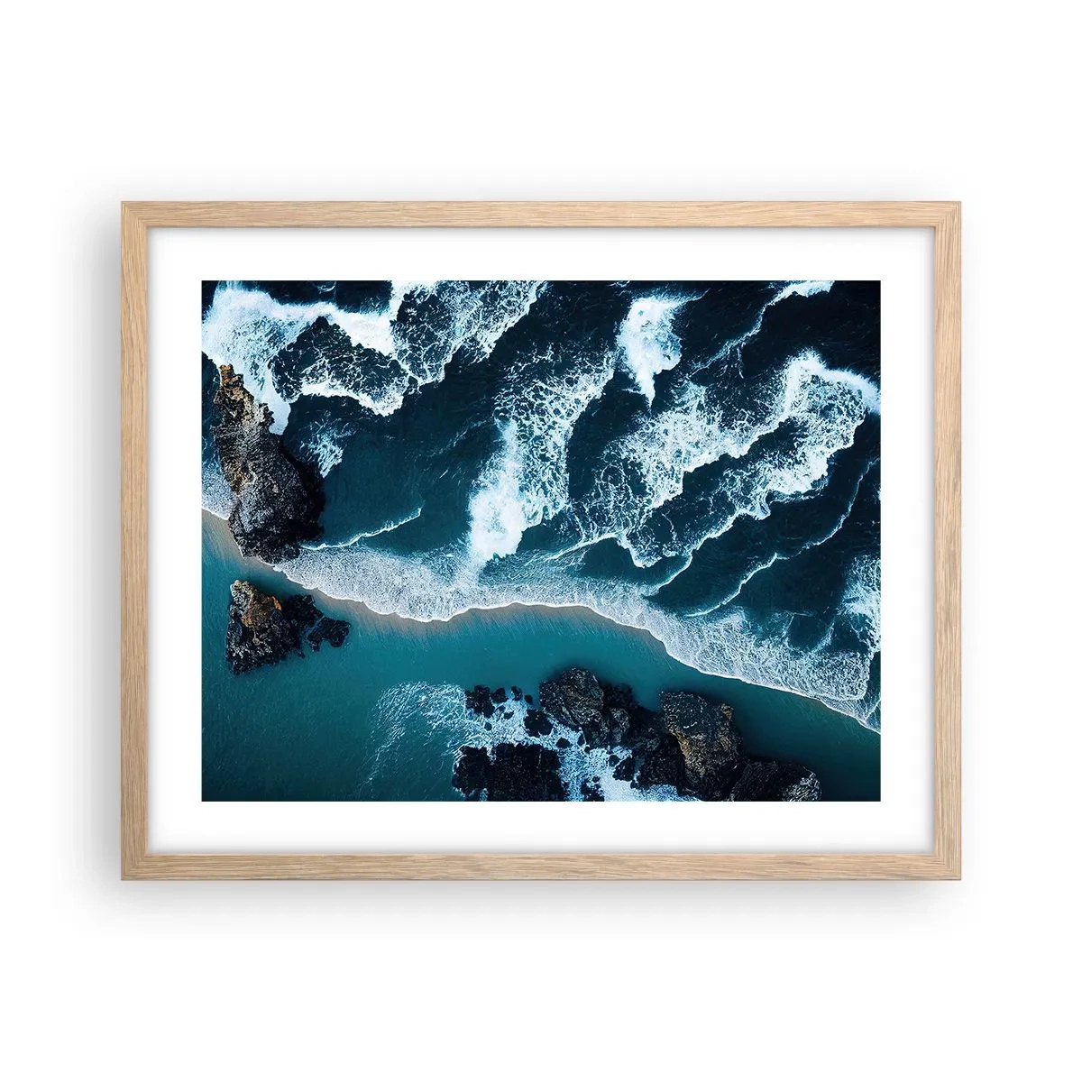 Een poster in een licht eiken lijst - In golven gewikkeld - 50x40 cm