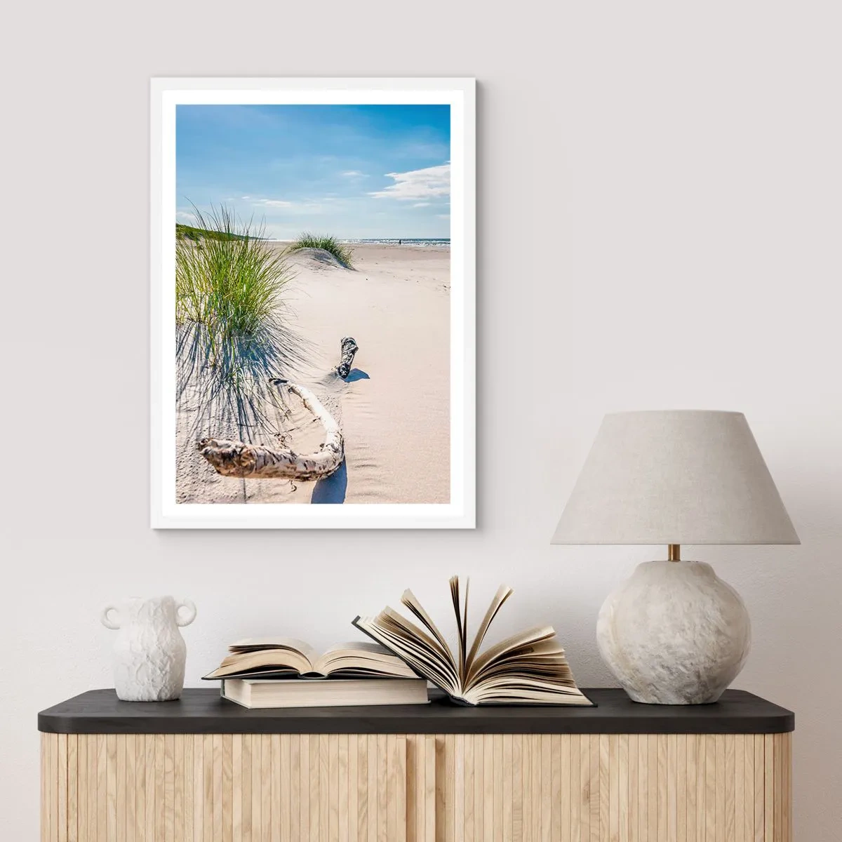 Poster in een witte lijst - De mooiste zandstrand? Oostzee-strand - 70x100 cm
